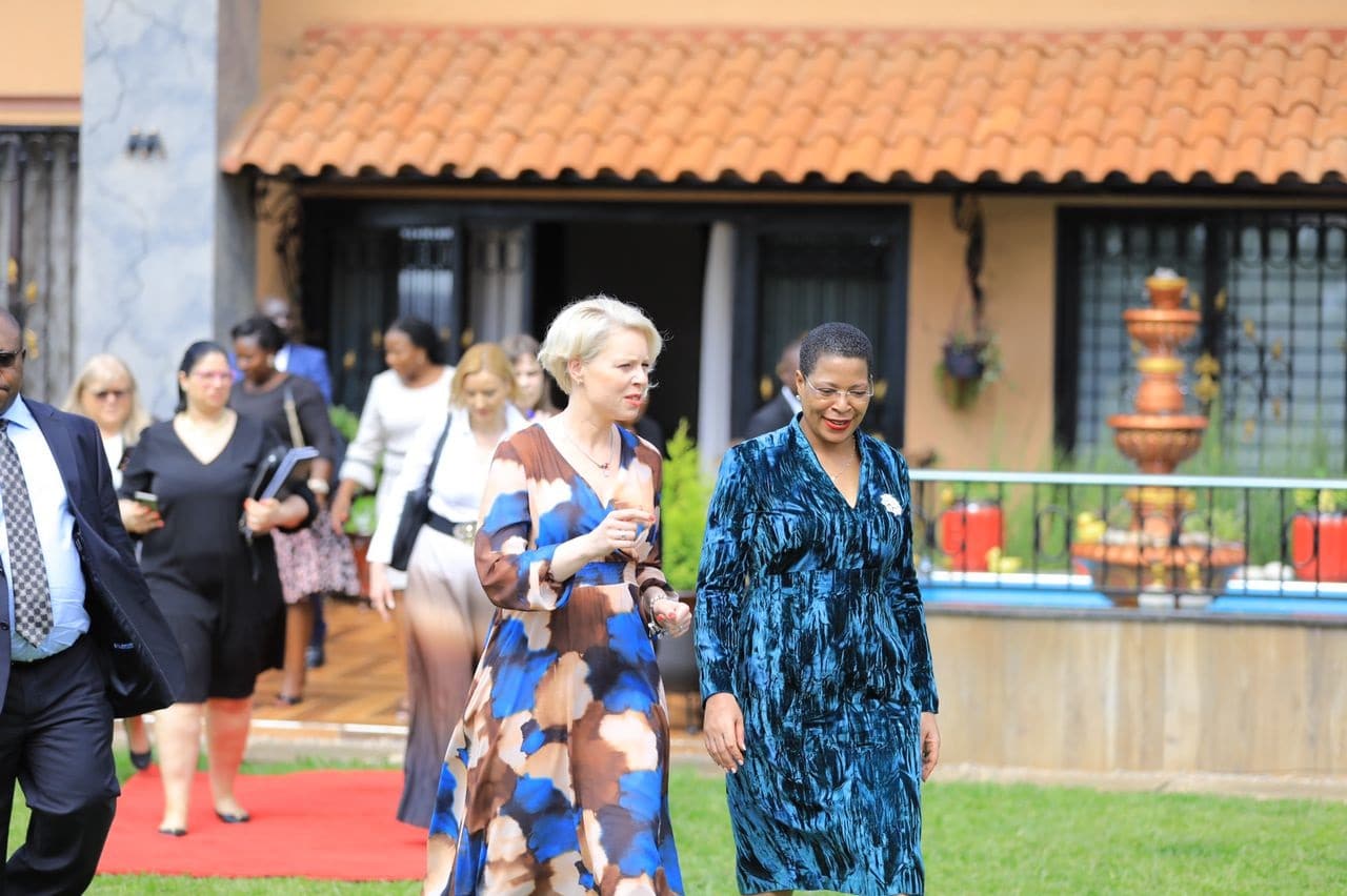 Among Hosts The Speaker of Slovenia Zupančič SILOVENIA